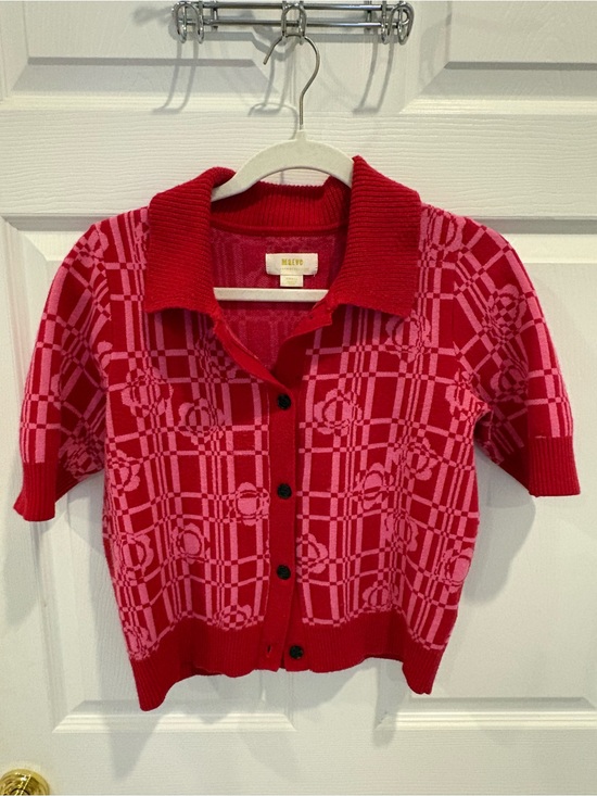 Maeve Sweaters - Anthropologie Maeve Red and Pink Short-Sleeve Patterned Knit Cardigan